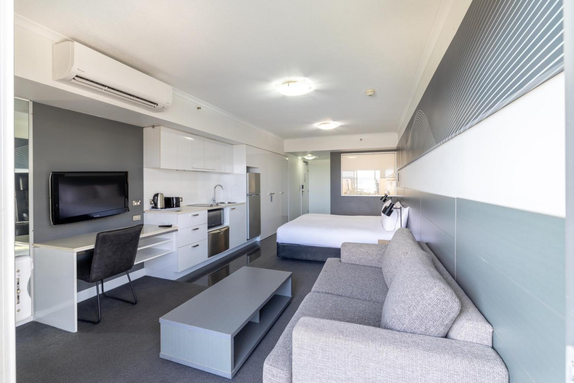 Oaks Townsville Metropole Hotel Exterior foto